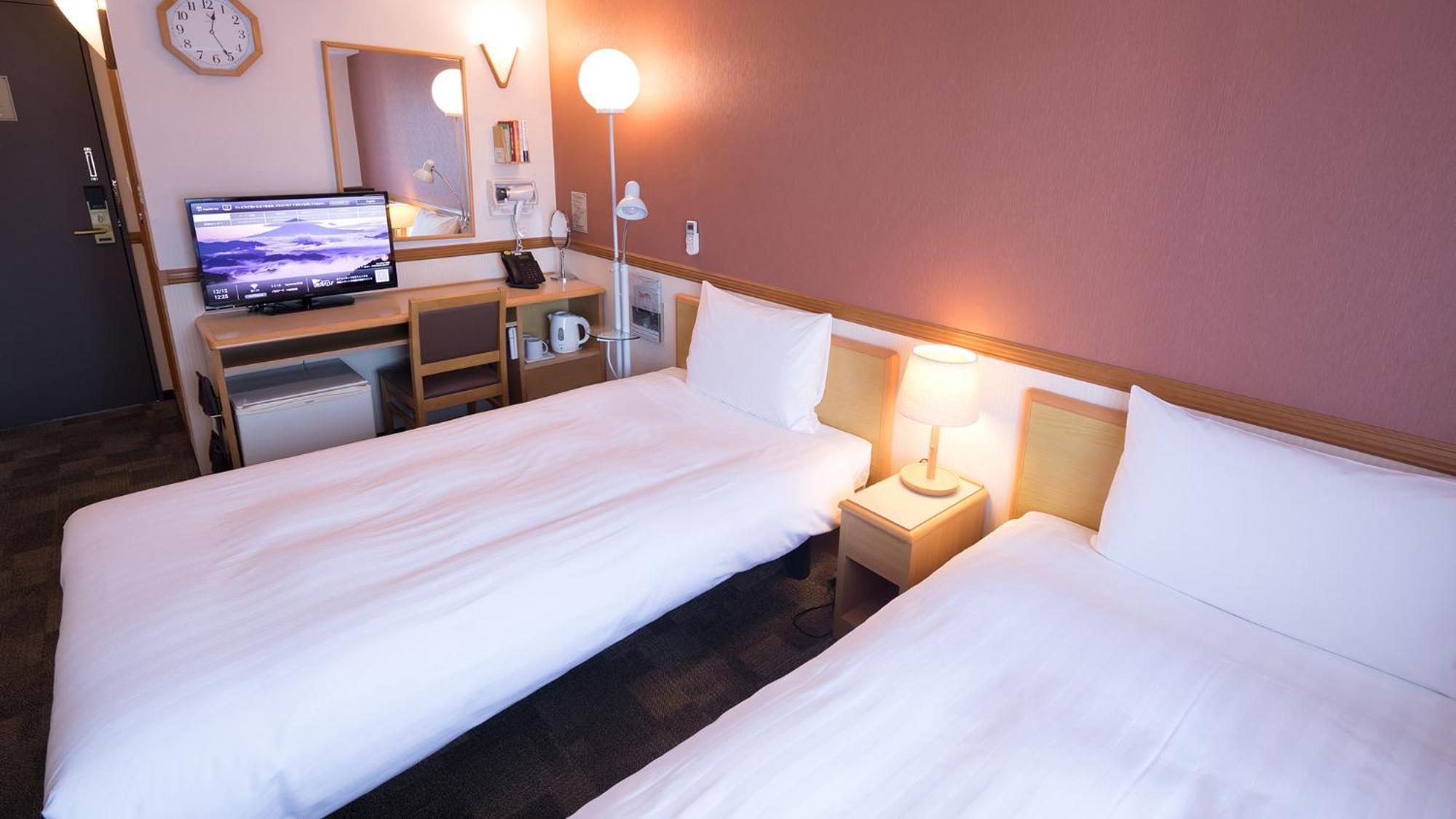 Toyoko Inn Nagoya Owari Ichinomiya Ekimae Habitación foto