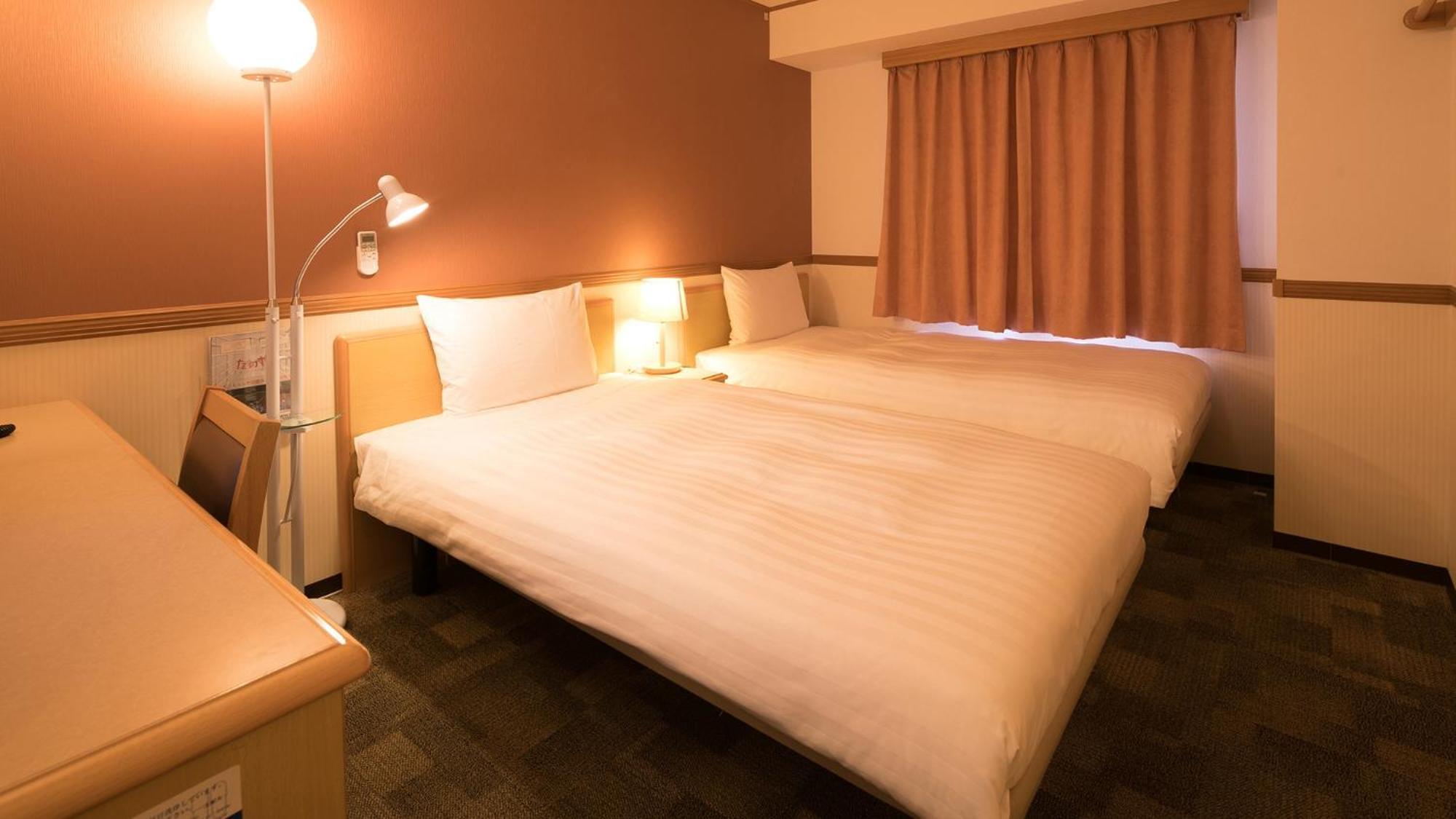 Toyoko Inn Nagoya Owari Ichinomiya Ekimae Habitación foto